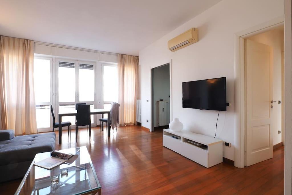 Ampio Bilocale City Life - Mirable Pm Milán Exterior foto